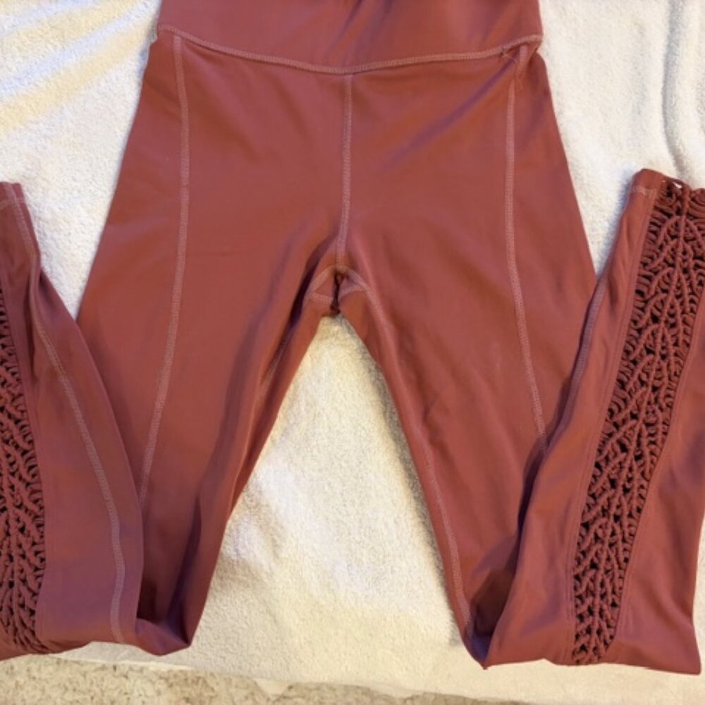Carbon38 Seminyak Legging  – Macrame Mauve Pink | Size S